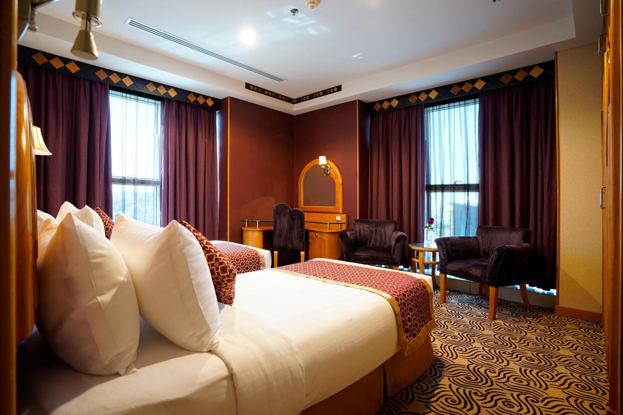 Awaliv International Hotel Ta'if Room photo A room at the hotel