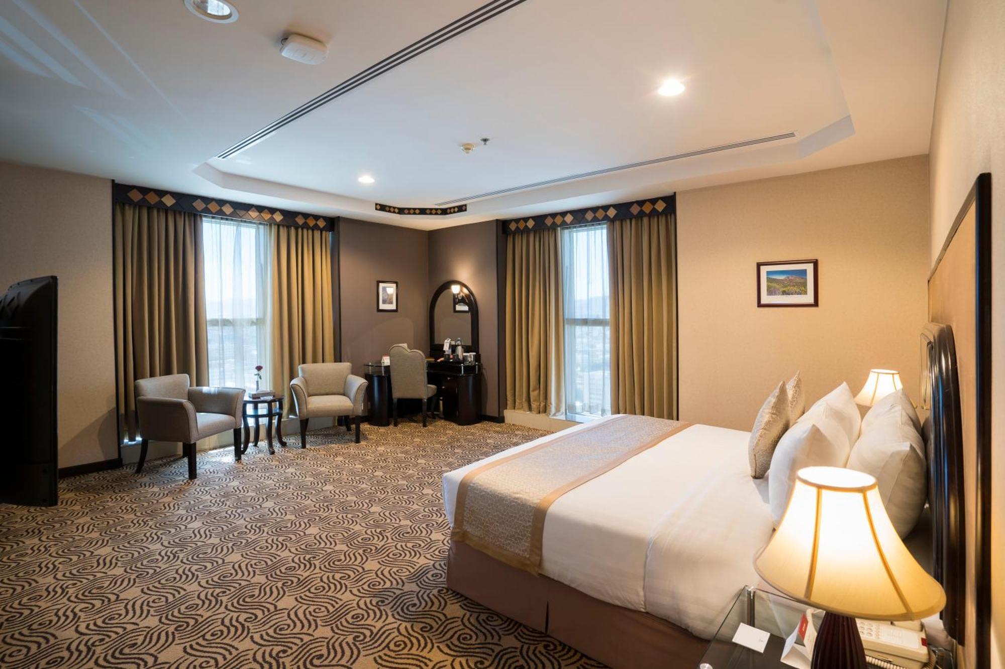Awaliv International Hotel Ta'if Room photo A room at the hotel