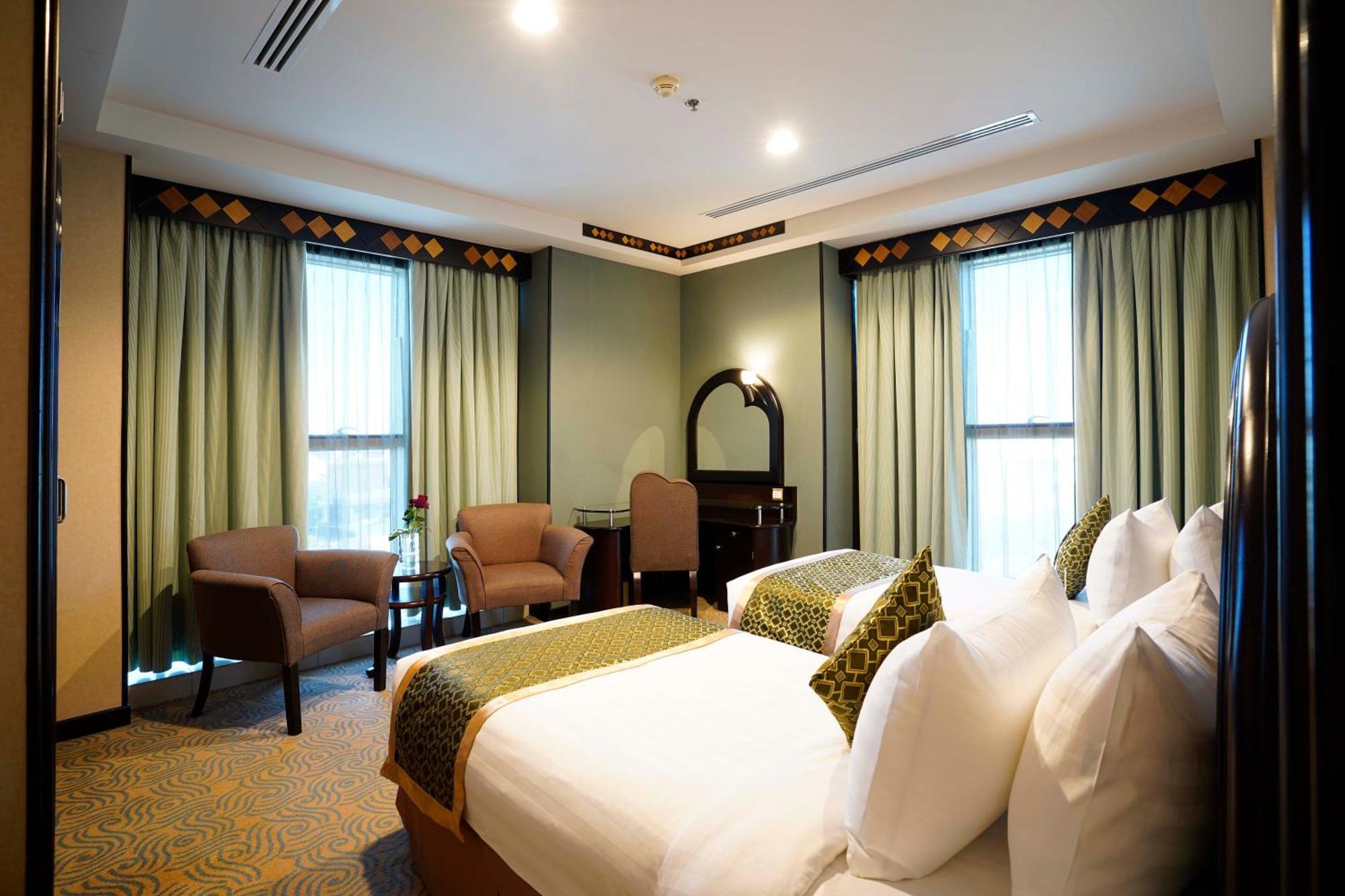 Awaliv International Hotel Ta'if Room photo A bedroom at the hotel