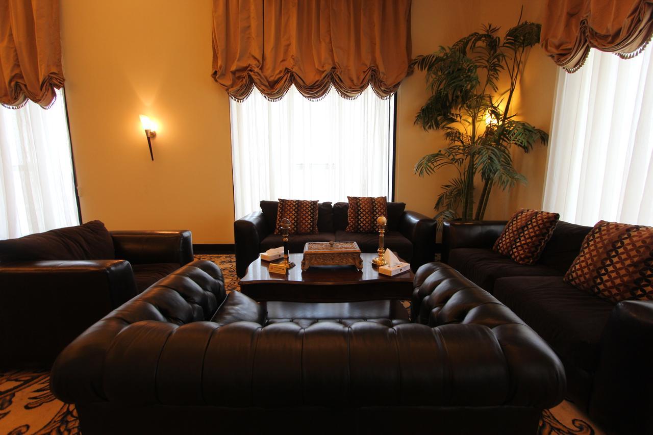 Awaliv International Hotel Ta'if Exterior photo The lobby of the hotel