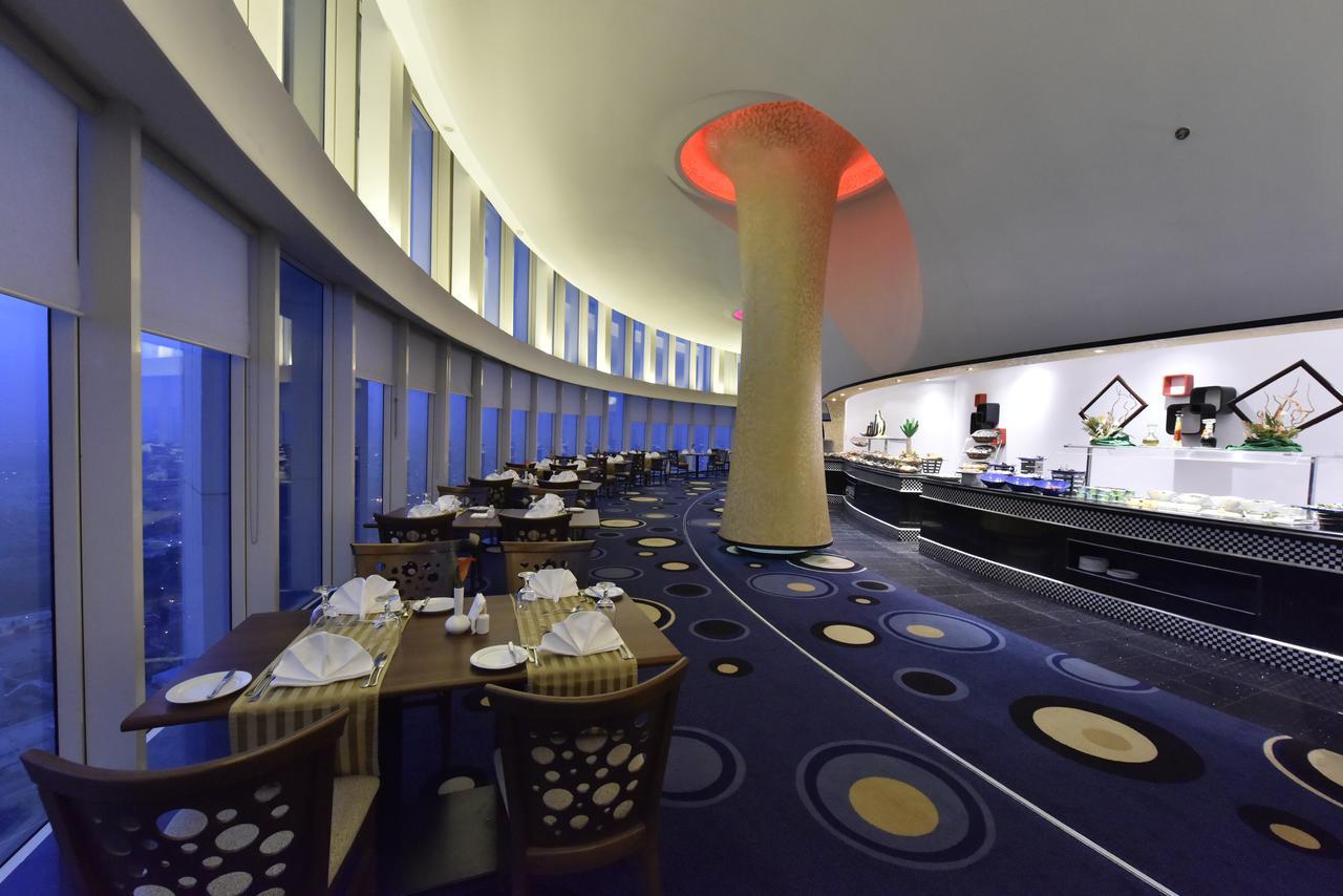 Awaliv International Hotel Ta'if Exterior photo The 360 Restaurant
